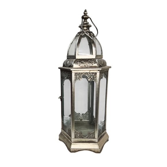 Elegant Large Metal Silver Lantern with Glass Windows and Handle - Picture 3 of 6